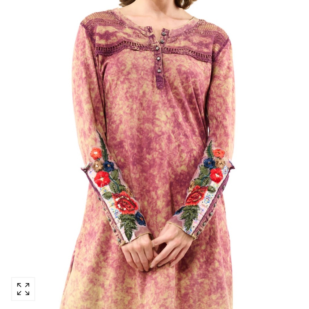 Aratta Brown Tunic with Floral Embroidery